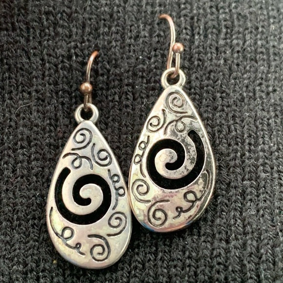 Lia Sophia Day Dreamer Spiral Silvertone Earrings - Picture 1 of 5